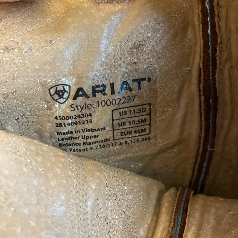 Ariat Men’s Bowbot Boots (Like New) - Picture 4 of 4